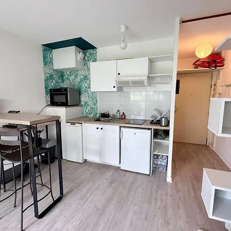 Charming With Private Garden In Appartamento *